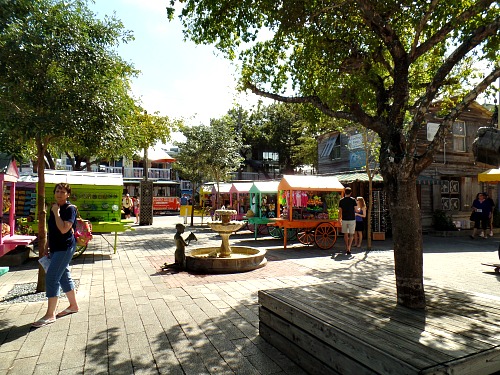 Colorful Kiosks Attract Tourists at Mallory Square
