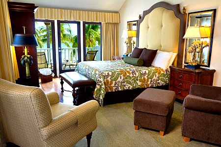 La Mer Hotel and Dewey House Guest Room